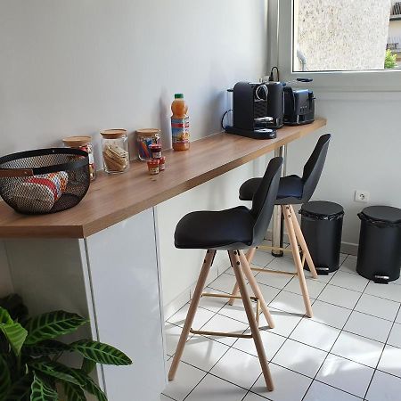 Magnifique Appartement Avec Garage Prive Et Terrasse Reims Exterior photo
